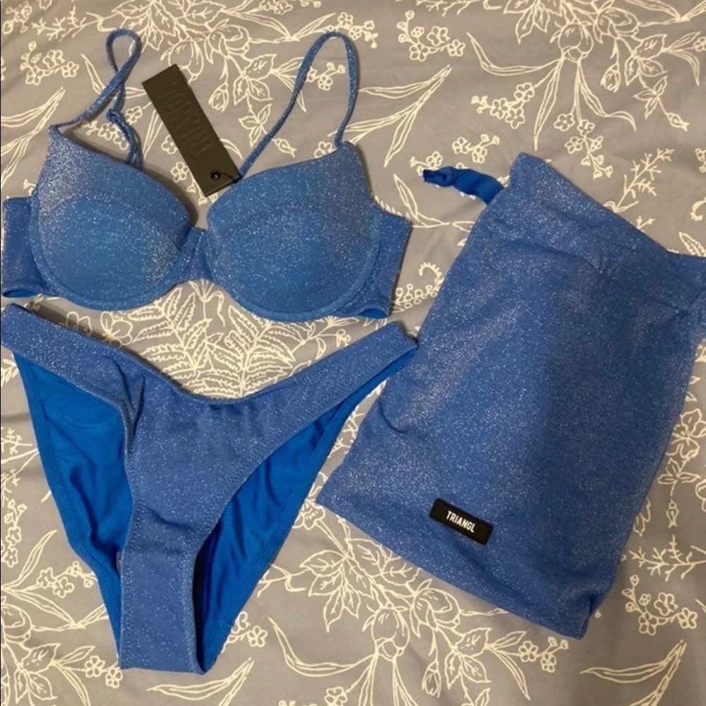 Triangl romy sparkle size small top, medium bottom